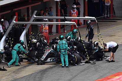 У Pirelli пояснили, чому змінили шини перед ГП Іспанії