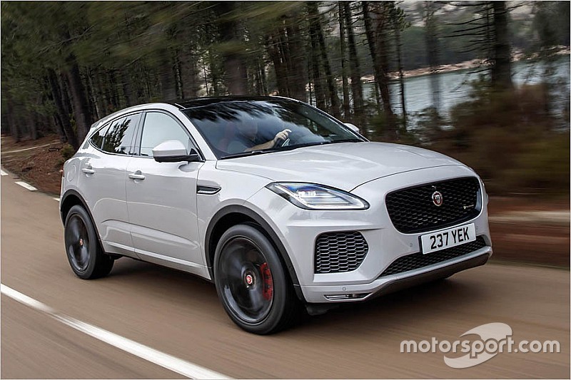 Безпілотники Jaguar Land Rover врятують від засинання