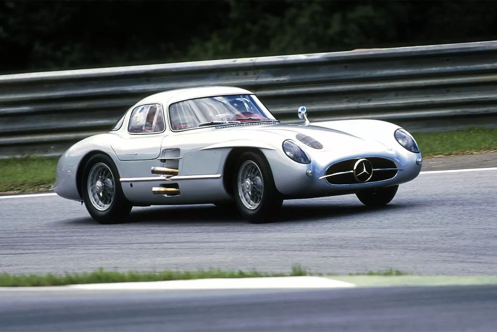 Mercedes 300 SLR