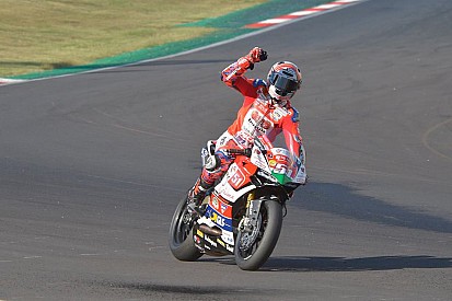 Michele Pirro campione tricolore della Superbike per la sesta volta a Valleleunga
