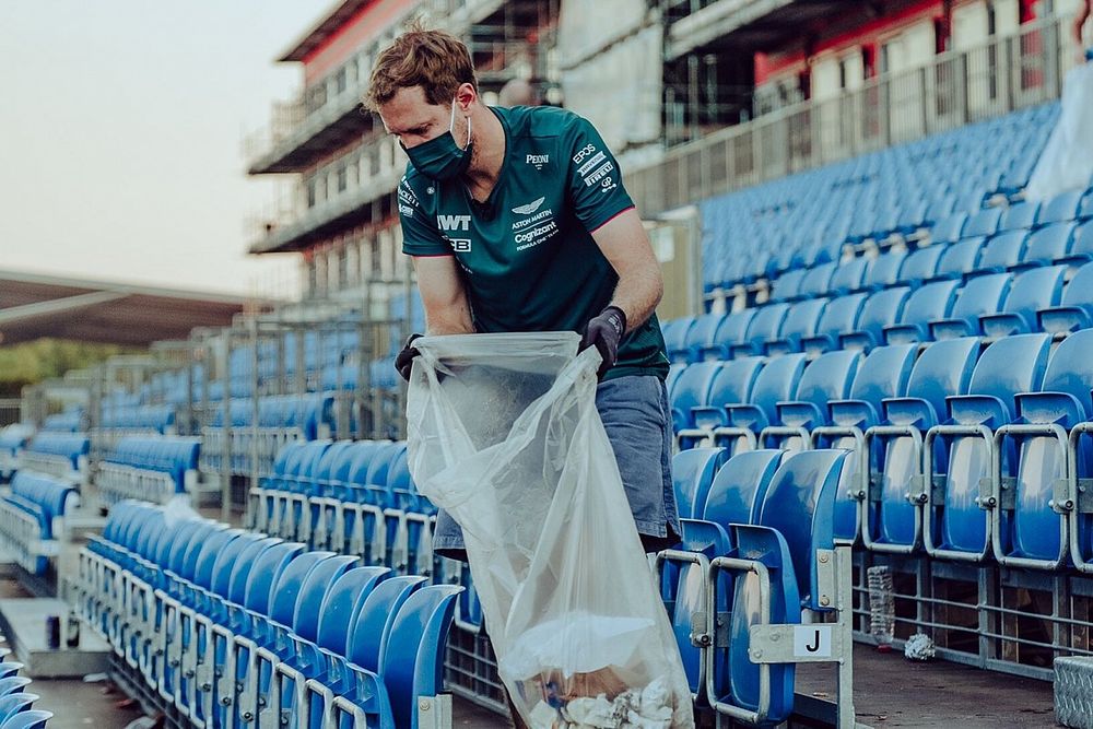 Sebastian Vettel, Aston Martin