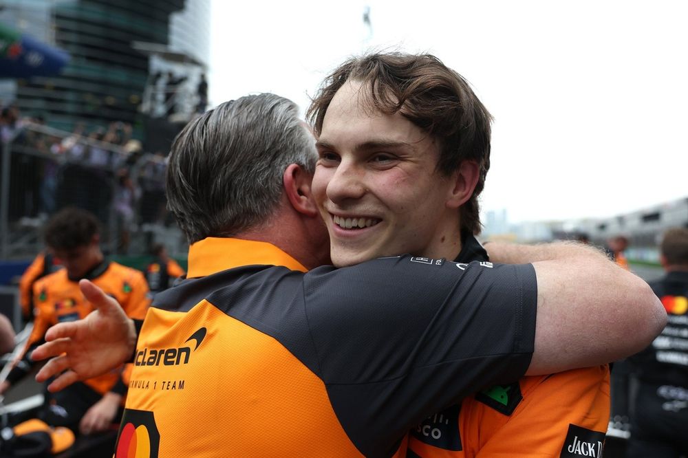Oscar Piastri, McLaren, Zak Brown, McLaren