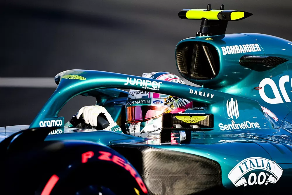 Nico Hulkenberg, Aston Martin AMR22