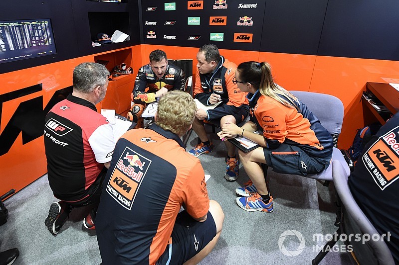 KTM dipinta genjot pengembangan RC16