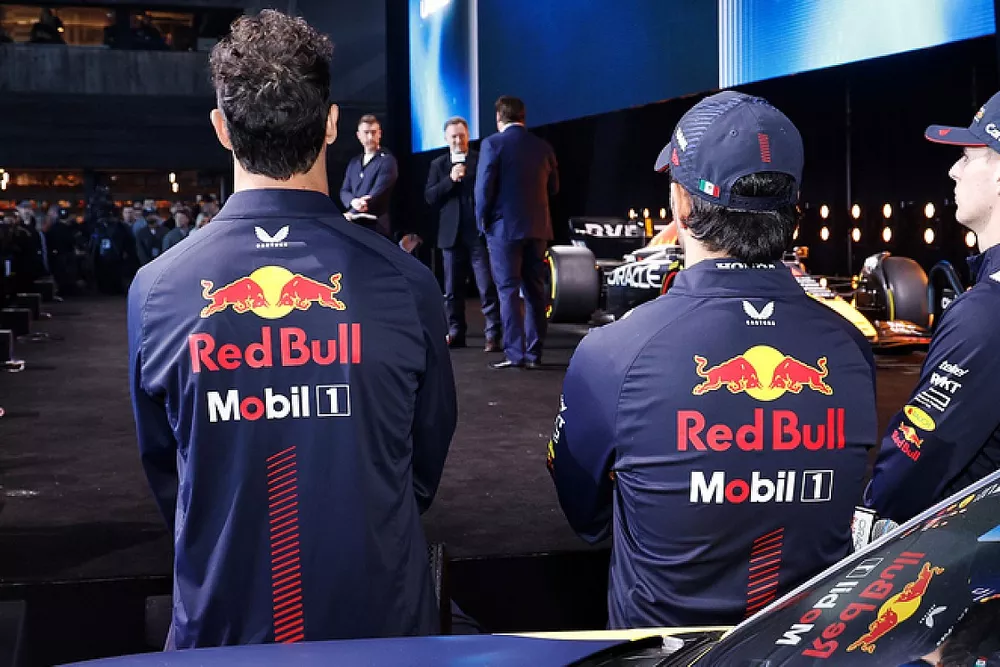 Daniel Ricciardo, Red Bull Racing, Sergio Perez, Red Bull Racing, Max Verstappen, Red Bull Racing