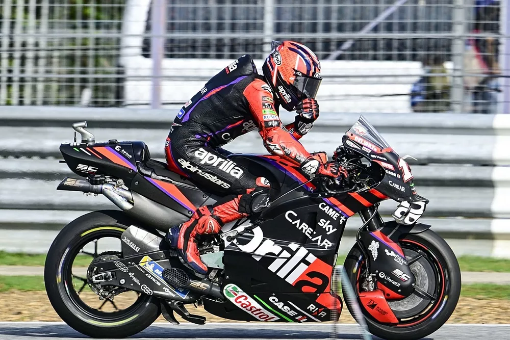 Maverick Vinales, Aprilia Racing Team