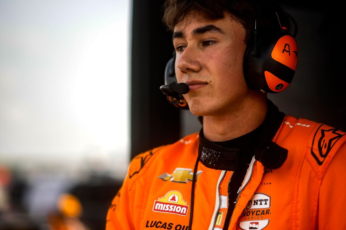image of "Arrow McLaren’s Nolan Siegel not cleared to race in the IndyCar Farm to Finish 275"