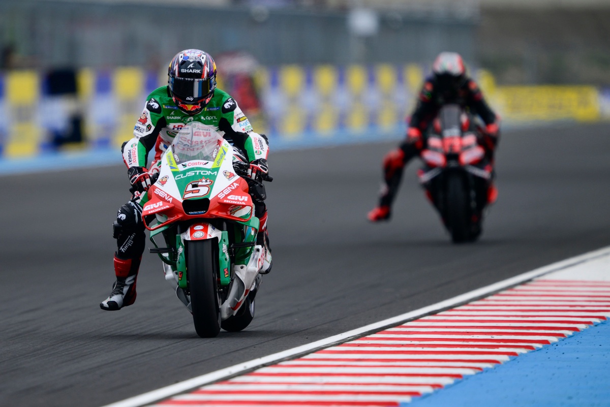 Zarco agacé par les manoeuvres 
