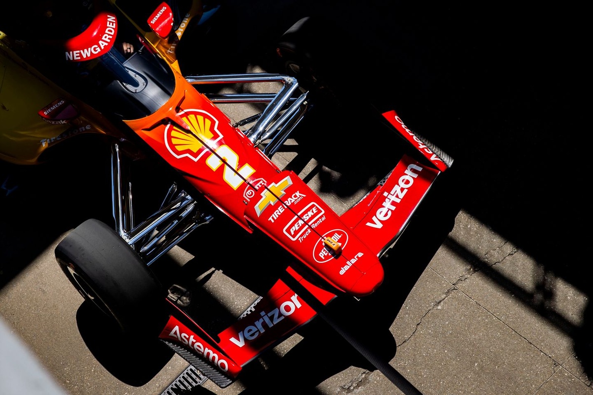 インディ500予選で車両違反のペンスキー、ニューガーデンとパワーに