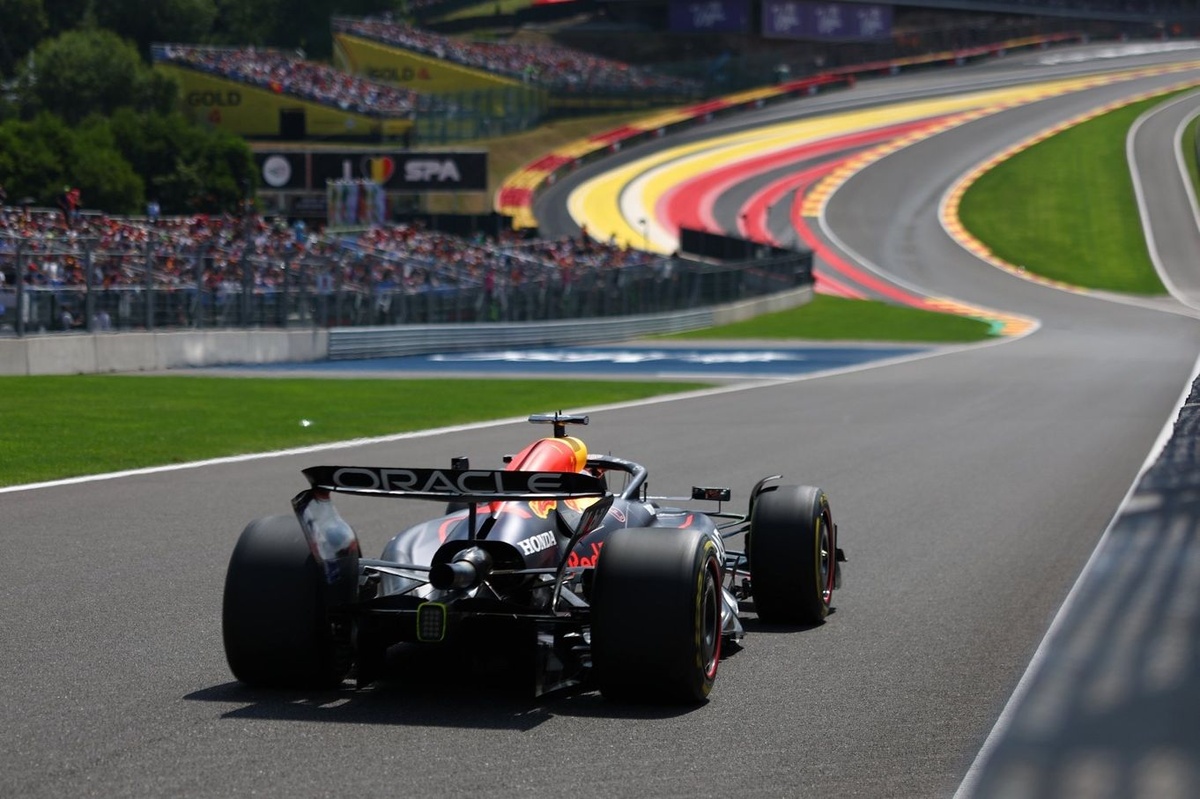 AO VIVO F1: Verstappen supera Piastri na Sprint da Bélgica e vence, Bortoleto é 9°; acompanhe o debate