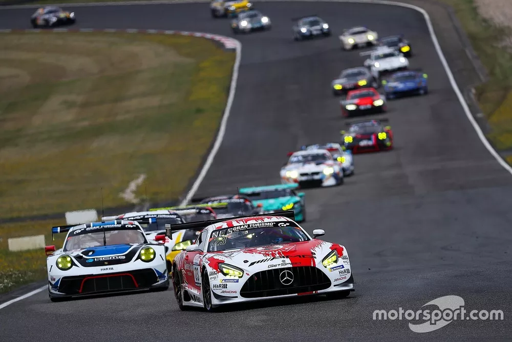 #23 GetSpeed Performance Mercedes-AMG GT3: John Shoffner, Janine Hill, Fabian Schiller