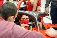 F1: Sainz fará estreia com carro da Ferrari em Fiorano