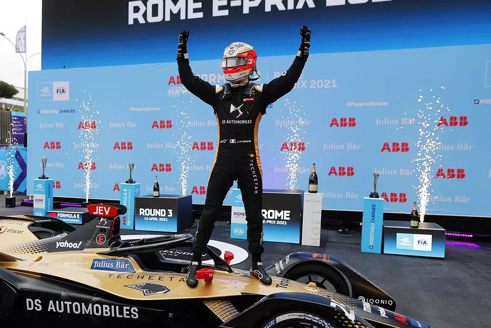 Jean-Eric Vergne, DS Techeetah, DS E-Tense FE21, celebrates victory