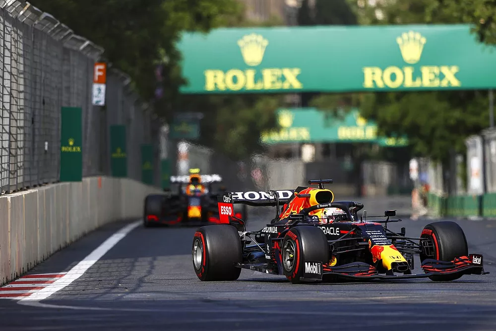 Max Verstappen, Red Bull Racing RB16B, Sergio Perez, Red Bull Racing RB16B