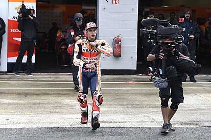 Márquez: "No me gustan los silbidos porque nos jugamos la vida sobre la moto"