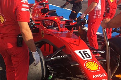 Leclerc tuntaskan tes F1 Pirelli bersama Ferrari