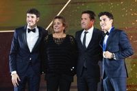 La familia Márquez reina en la gala de final de la temporada de MotoGP