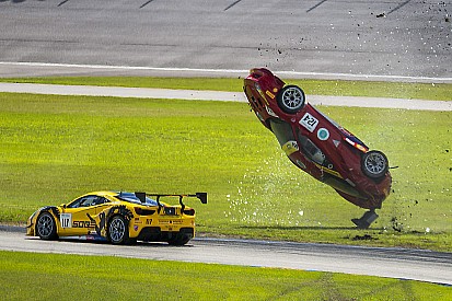 Тройной переворот: авария в Ferrari Challenge