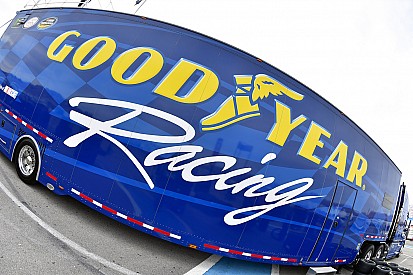 Goodyear makes left and right-side tire change for Las Vegas