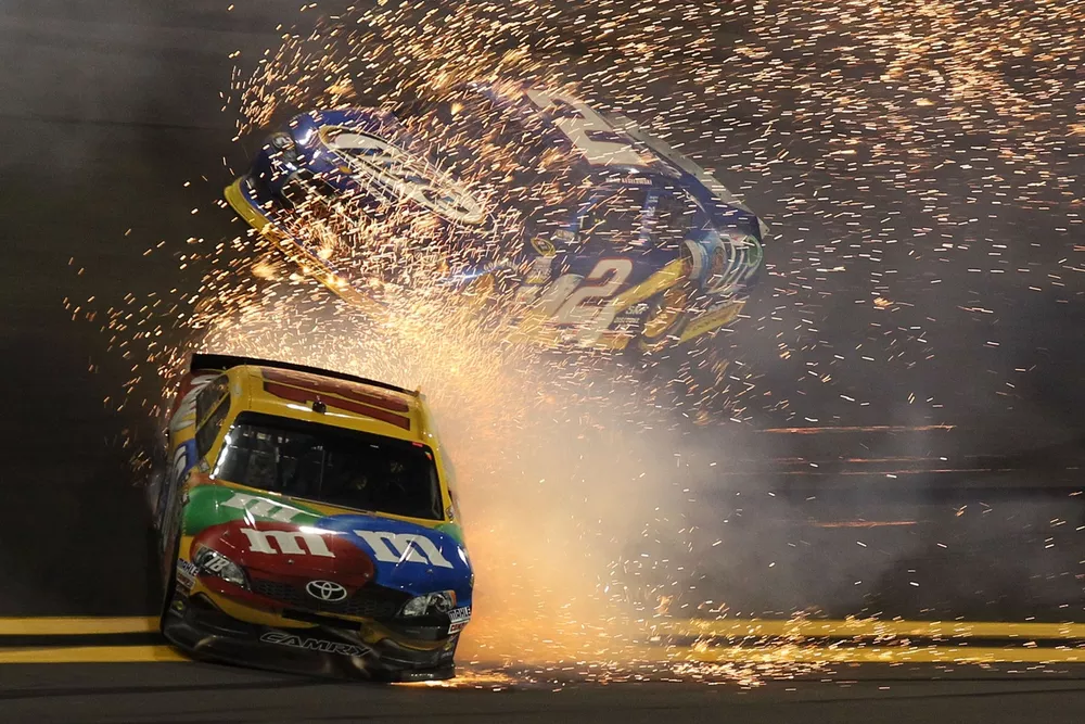 Kyle Busch incredible save, No. 18 Joe Gibbs Racing Toyota