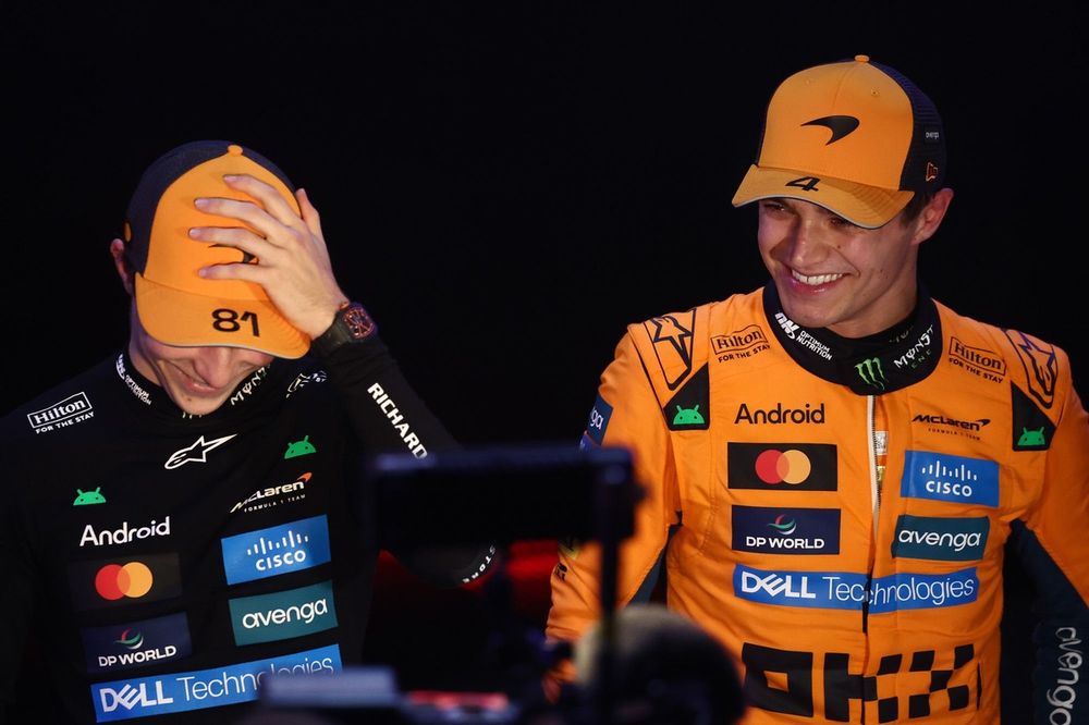 Lando Norris, McLaren, Oscar Piastri, McLaren