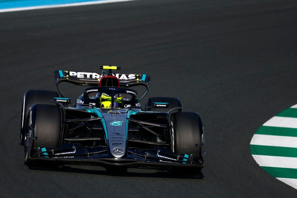 Lewis Hamilton, Mercedes F1 W15 