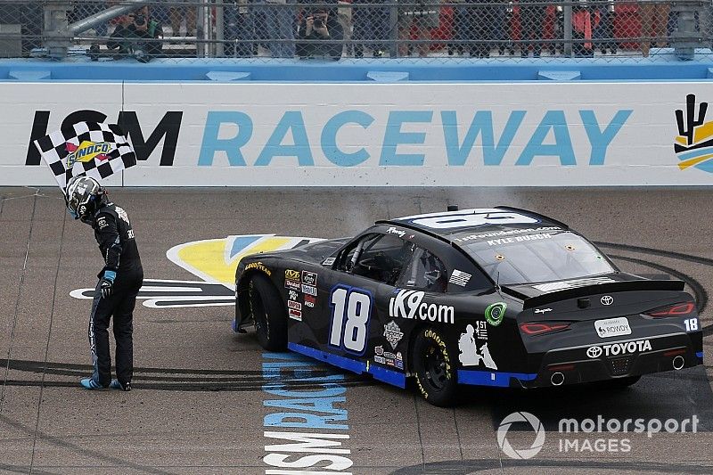 Ganador Kyle Busch, Joe Gibbs Racing, Toyota Supra Extreme Concepts/iK9