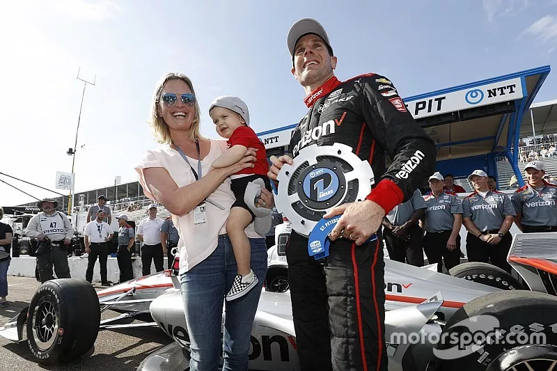 NTTP P1 Award Winner Will Power, Team Penske Chevrolet with wife