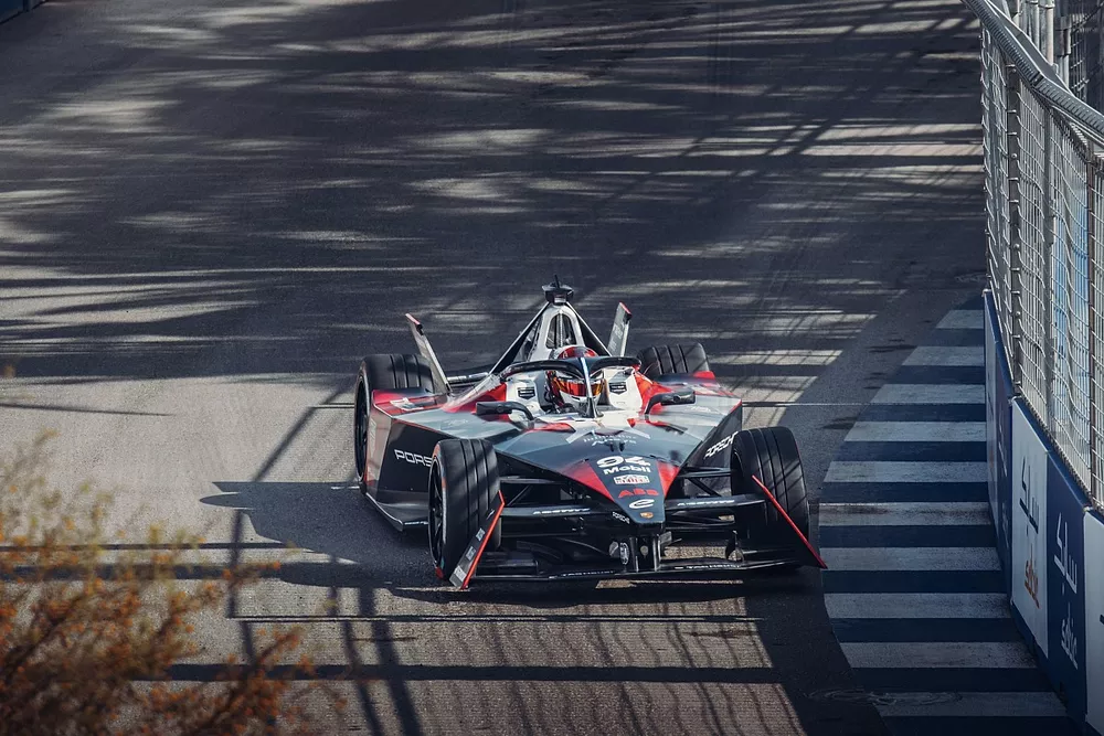 Pascal Wehrlein, Formula E works driver, Porsche 99X Electric Gen3, 2023, Porsche AG. 

&copy; 2023 Dr. Ing. h.c. F. Porsche AG