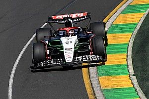 VIDEO: Verstappen snelste in Q1, De Vries gaat mee naar Q2