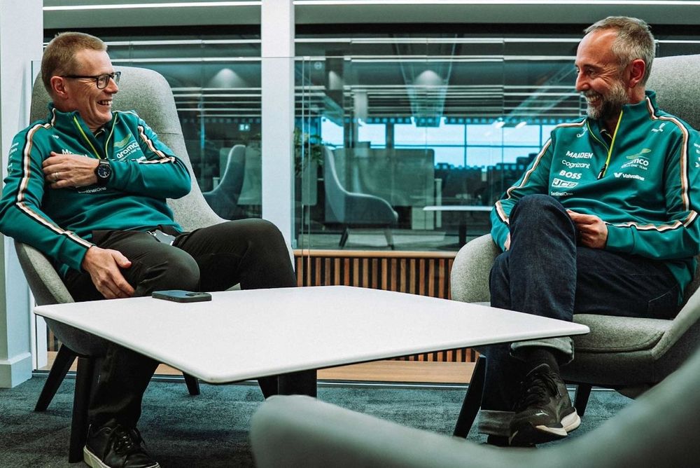 Enrico Cardile, junto a Andy Cowell