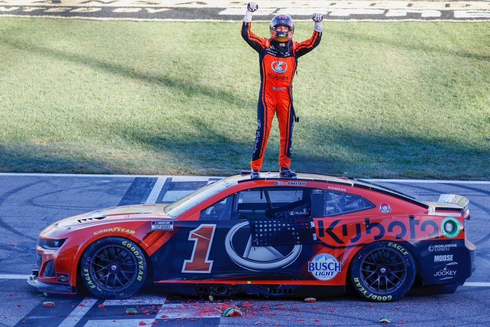 Ross Chastain, Trackhouse Racing, Kubota Chevrolet Camaro