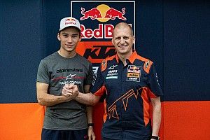 El KTM Ajo de Moto3 completa su alineación para 2023 con Öncü y Rueda