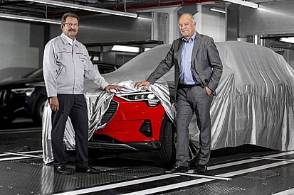 Перший Audi E-Tron зійшов з конвеєру в Бельгії