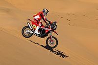 Sanders utrzymał prowadzenie