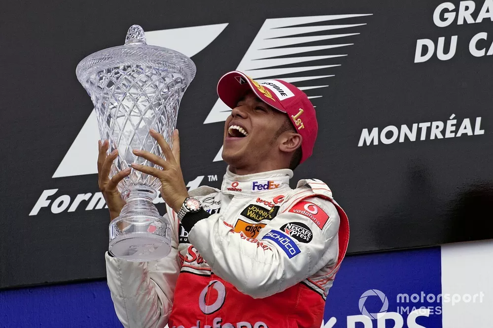 Podio: Ganador de la carrera Lewis Hamilton, McLaren