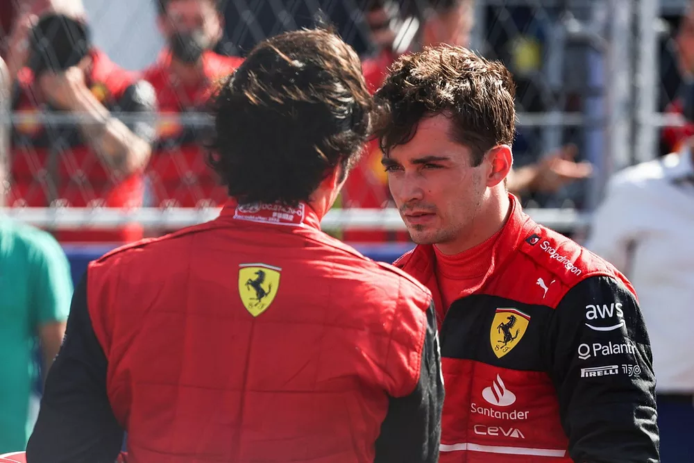 Carlos Sainz, de Ferrari, y Charles Leclerc, de Ferrari, hablan tras la clasificaci&oacute;n