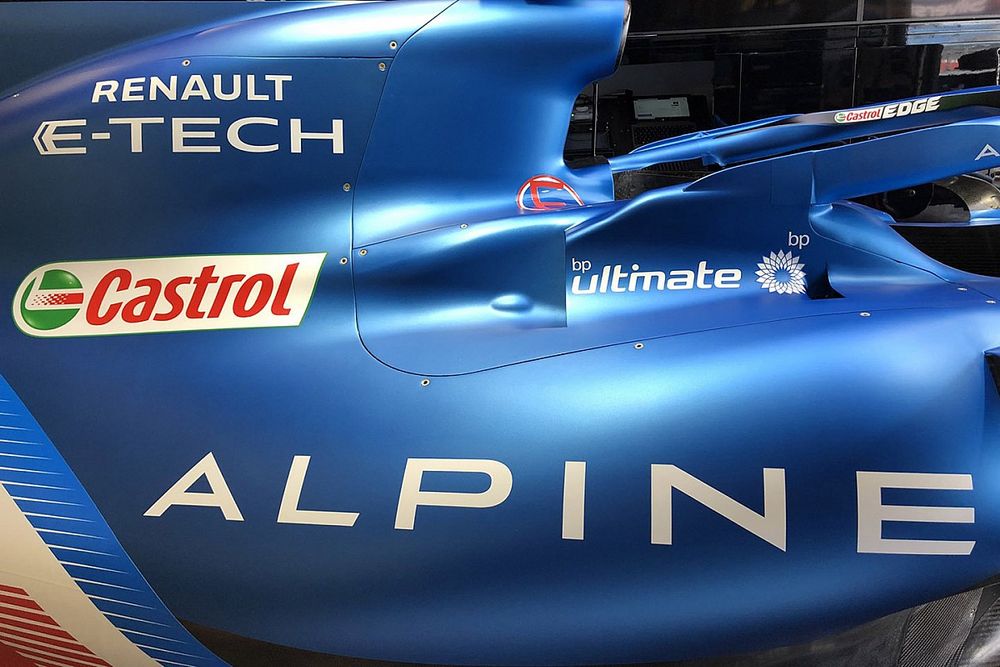 Alpine A521 bodywork detail
