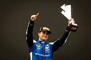 Caio Collet agradece "apoio" ap&oacute;s vit&oacute;ria inaugural na F3; veja