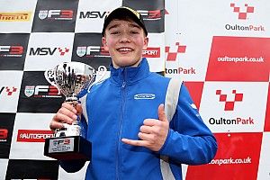 &iexcl;Monger logra un podio en su vuelta a la competici&oacute;n!