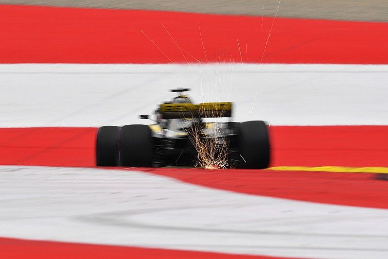 Nico Hulkenberg, Renault Sport F1 Team R.S. 18, chispas
