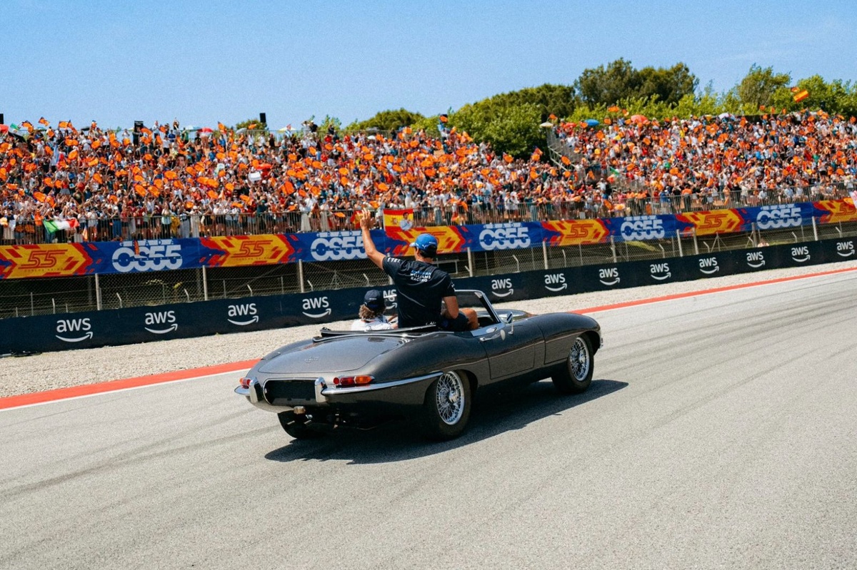 La Grada CS55 de Sainz vuelve a Barcelona en 2026: precio, entradas y qué incluye