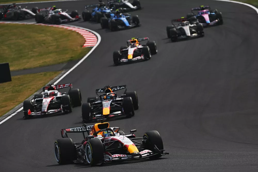 Max Verstappen, Red Bull Racing, Esteban Ocon, Haas F1 Team, Arvid Lindblad, Racing Bulls