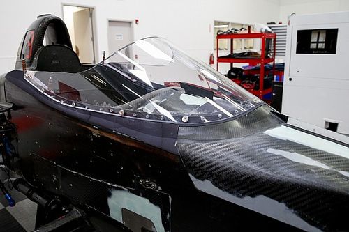 IndyCar probará su nueva protección para pilotos
