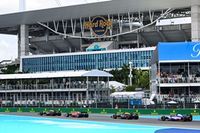 Q4: Verstappen supera rivais e é pole em Miami