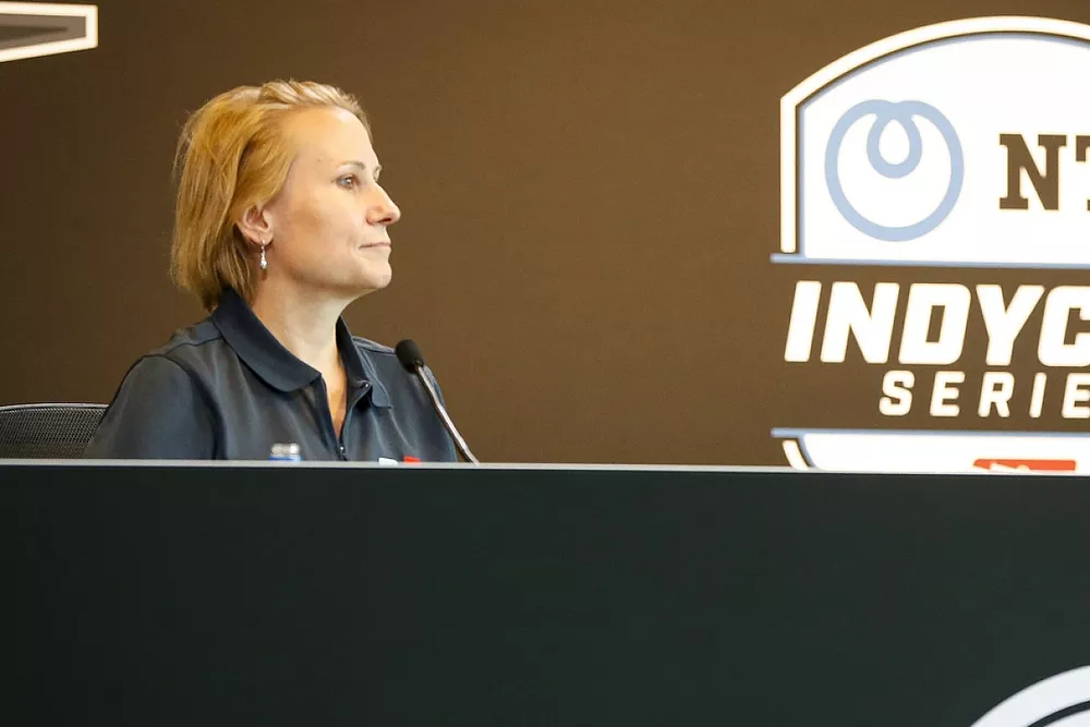 Beth Paretta and Simona De Silvestro, Paretta Autosport Chevrolet press conference