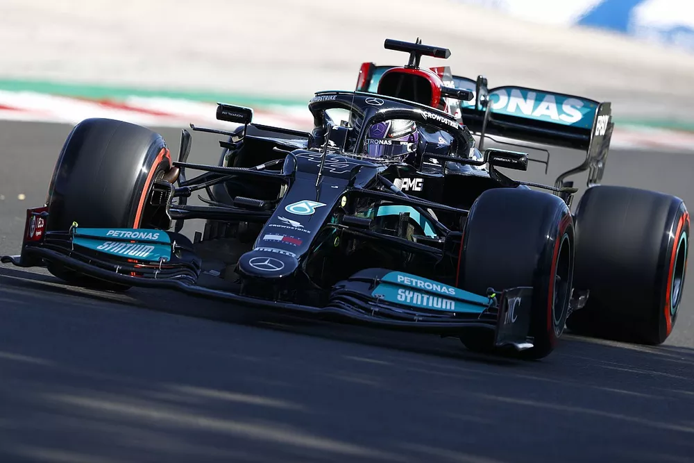 Lewis Hamilton, Mercedes W12