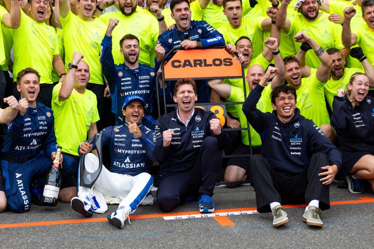Why Baku F1 podium was a just reward for Carlos Sainz's character-building Williams campaign