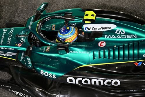 C&oacute;mo el show de Alonso en Singapur estuvo acompa&ntilde;ado de un extremo AMR25