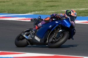 Miller pide a Quartararo que confíe en el motor V4 de Yamaha